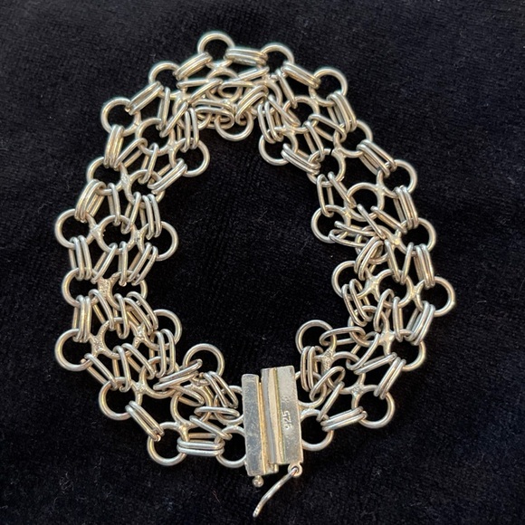 Jewelry - Woven link women's bracelet silver 925